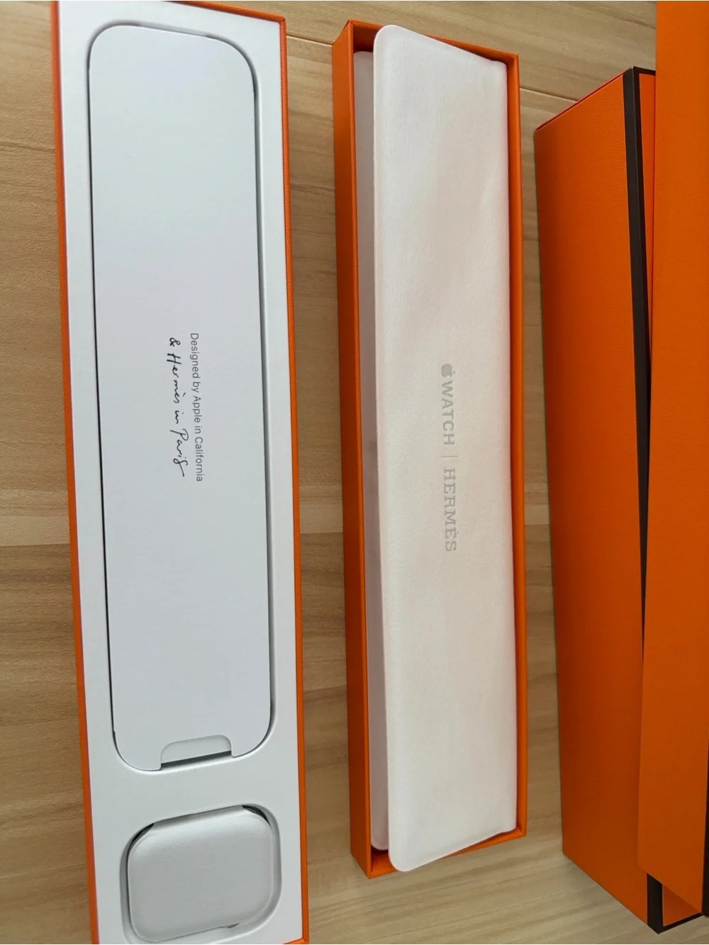 Hermès Apple Watch Series 9 45mm Stainless Steel with Hermes Sport Band